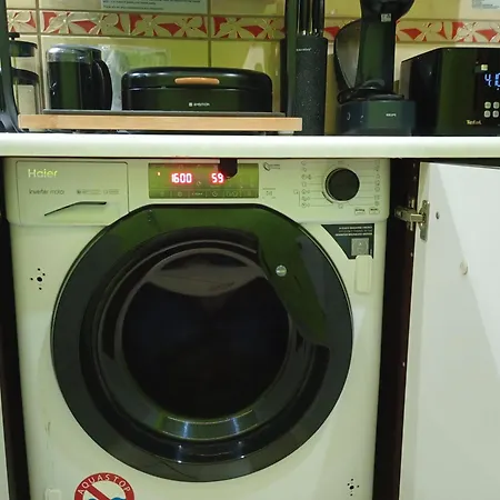 Lägenhet Apartament Venge -Cale Mieszkanie 46M2 Na Wylacznosc - Z Jedna Sypialnia I Jednym Sypialno-Salonem -3 Pietro Bez Windy- Rezerwacja Bez Karty Kredytowej-Klimatyzacja-Netflix-2 Lozeczka Dzieciece, Bezplatny Parking Publiczny Na Monitorowanym Podworzu