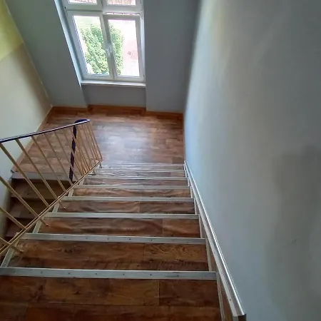 Apartament Venge -Cale Mieszkanie 46M2 Na Wylacznosc - Z Jedna Sypialnia I Jednym Sypialno-Salonem -3 Pietro Bez Windy- Rezerwacja Bez Karty Kredytowej-Klimatyzacja-Netflix-2 Lozeczka Dzieciece, Bezplatny Parking Publiczny Na Monitorowanym Podworzu