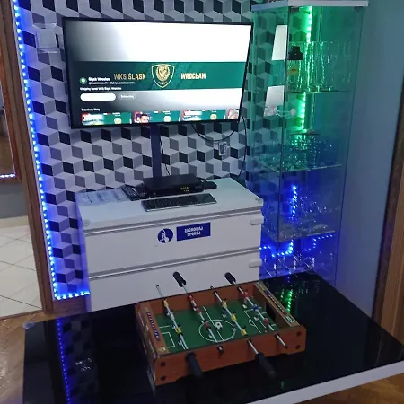 Apartament Venge -Cale Mieszkanie 46M2 Na Wylacznosc - Z Jedna Sypialnia I Jednym Sypialno-Salonem -3 Pietro Bez Windy- Rezerwacja Bez Karty Kredytowej-Klimatyzacja-Netflix-2 Lozeczka Dzieciece, Bezplatny Parking Publiczny Na Monitorowanym Podworzu *