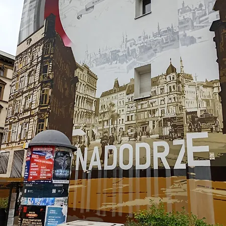 Venge -cale Mieszkanie 46m2 Na Wylacznosc - Z Jedna Sypialnia I Jednym Sypialno-salonem -3 Pietro Bez Windy- Rezerwacja Bez Karty Kredytowej-klimatyzacja-kino Domowe-projektor-100