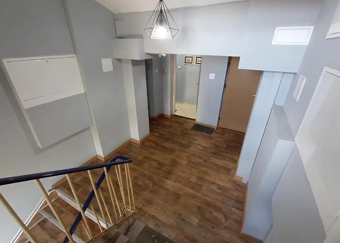 Venge -cale Mieszkanie 46m2 Na Wylacznosc - Z Jedna Sypialnia I Jednym Sypialno-salonem -3 Pietro Bez Windy- Rezerwacja Bez Karty Kredytowej-klimatyzacja-netflix-2 Lozeczka Dzieciece, Bezplatny Parking Publiczny Na Monitorowanym Podworzu