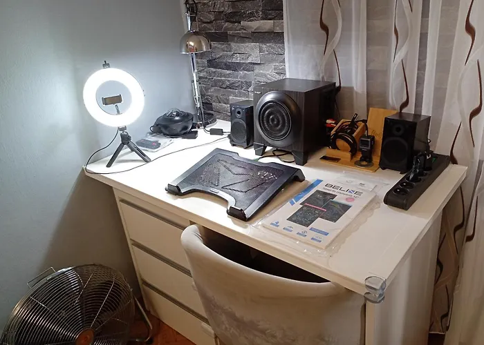 Apartman Venge -cale Mieszkanie 46m2 Na Wylacznosc - Z Jedna Sypialnia I Jednym Sypialno-salonem -3 Pietro Bez Windy- Rezerwacja Bez Karty Kredytowej-klimatyzacja-netflix-2 Lozeczka Dzieciece, Bezplatny Parking Publiczny Na Monitorowanym Podworzu *