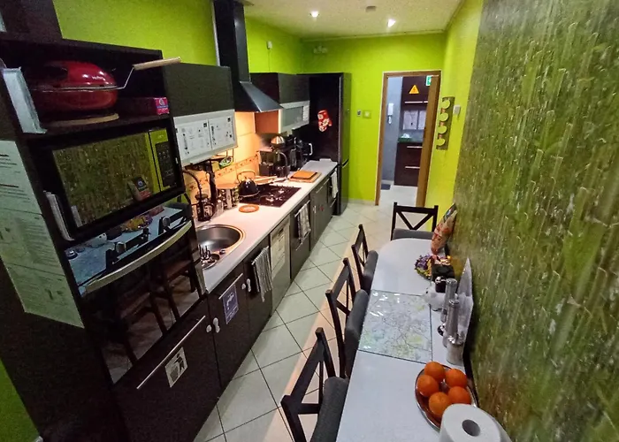 Apartman Venge -cale Mieszkanie 46m2 Na Wylacznosc - Z Jedna Sypialnia I Jednym Sypialno-salonem -3 Pietro Bez Windy- Rezerwacja Bez Karty Kredytowej-klimatyzacja-netflix-2 Lozeczka Dzieciece, Bezplatny Parking Publiczny Na Monitorowanym Podworzu *